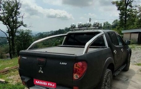 Mitsubishi L200 IV рестайлинг, 2013 год, 1 800 000 рублей, 4 фотография