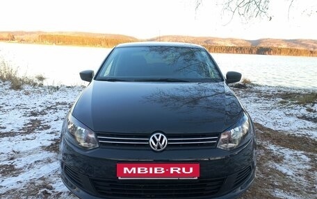 Volkswagen Polo VI (EU Market), 2011 год, 770 000 рублей, 2 фотография