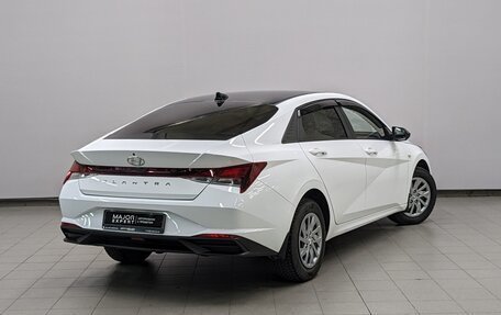 Hyundai Elantra, 2021 год, 2 250 000 рублей, 5 фотография