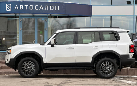 Toyota Land Cruiser Prado, 2024 год, 10 590 000 рублей, 2 фотография