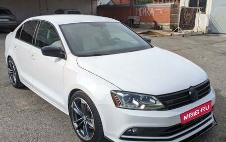 Volkswagen Jetta VI, 2015 год, 1 600 000 рублей, 1 фотография