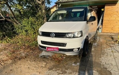 Volkswagen Caravelle T5, 2012 год, 2 005 000 рублей, 1 фотография