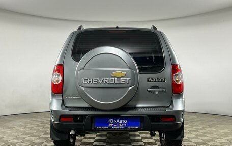 Chevrolet Niva I рестайлинг, 2016 год, 949 000 рублей, 5 фотография