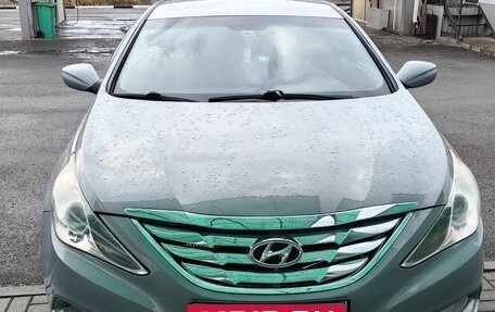 Hyundai Sonata VI, 2011 год, 1 300 000 рублей, 1 фотография