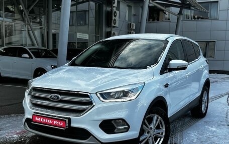 Ford Kuga III, 2018 год, 1 950 000 рублей, 1 фотография