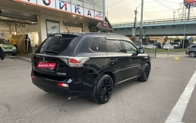 Mitsubishi Outlander III рестайлинг 3, 2013 год, 1 490 000 рублей, 1 фотография