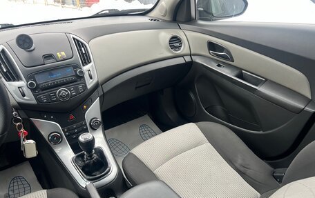 Chevrolet Cruze II, 2013 год, 799 000 рублей, 9 фотография