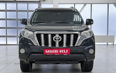 Toyota Land Cruiser Prado 150 рестайлинг 2, 2017 год, 4 250 000 рублей, 5 фотография