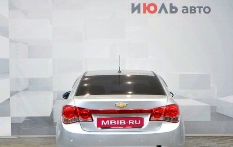 Chevrolet Cruze II, 2011 год, 830 000 рублей, 4 фотография