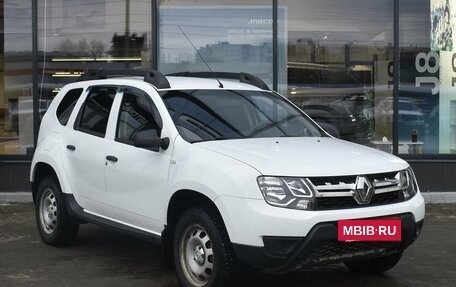 Renault Duster I рестайлинг, 2017 год, 1 375 000 рублей, 3 фотография