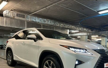 Lexus RX IV рестайлинг, 2017 год, 4 850 000 рублей, 8 фотография