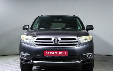 Toyota Highlander III, 2011 год, 1 820 000 рублей, 2 фотография