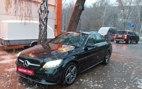 Mercedes-Benz C-Класс, 2018 год, 3 000 000 рублей, 3 фотография