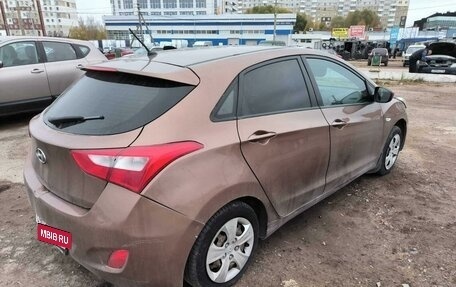 Hyundai i30 II рестайлинг, 2014 год, 445 000 рублей, 2 фотография