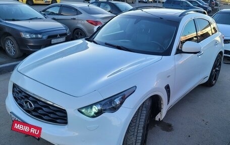 Infiniti FX II, 2010 год, 1 800 000 рублей, 11 фотография