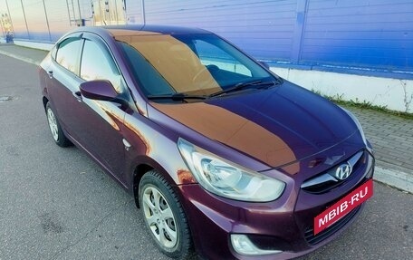 Hyundai Solaris II рестайлинг, 2012 год, 970 000 рублей, 3 фотография