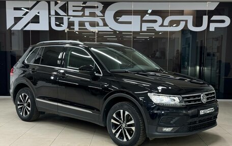 Volkswagen Tiguan II, 2019 год, 2 700 000 рублей, 2 фотография