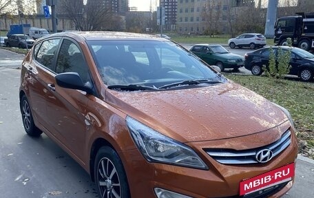 Hyundai Solaris II рестайлинг, 2014 год, 820 000 рублей, 2 фотография