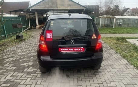 Mercedes-Benz A-Класс, 2011 год, 580 000 рублей, 3 фотография