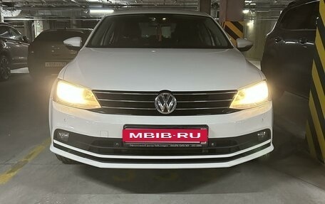 Volkswagen Jetta VI, 2015 год, 1 430 000 рублей, 3 фотография