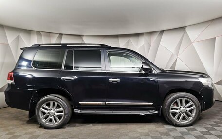 Toyota Land Cruiser 200, 2015 год, 5 298 000 рублей, 6 фотография