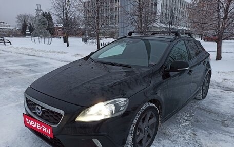 Volvo V40 Cross Country I, 2014 год, 1 650 000 рублей, 3 фотография