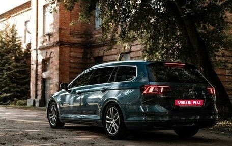 Volkswagen Passat B8 рестайлинг, 2016 год, 2 400 000 рублей, 6 фотография