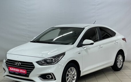 Hyundai Solaris II рестайлинг, 2018 год, 1 645 000 рублей, 1 фотография