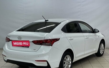 Hyundai Solaris II рестайлинг, 2018 год, 1 645 000 рублей, 4 фотография