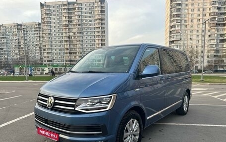 Volkswagen Multivan T6 рестайлинг, 2018 год, 5 490 000 рублей, 1 фотография