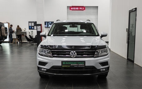 Volkswagen Tiguan II, 2019 год, 2 100 000 рублей, 2 фотография