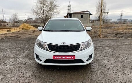 KIA Rio III рестайлинг, 2014 год, 900 000 рублей, 1 фотография