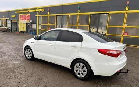 KIA Rio III рестайлинг, 2014 год, 900 000 рублей, 3 фотография