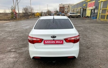 KIA Rio III рестайлинг, 2014 год, 900 000 рублей, 7 фотография