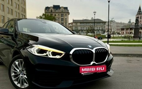 BMW 1 серия, 2019 год, 2 590 000 рублей, 7 фотография