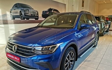 Volkswagen Tiguan II, 2021 год, 3 695 000 рублей, 1 фотография