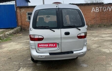 Hyundai H-1 II рестайлинг, 2001 год, 620 000 рублей, 6 фотография