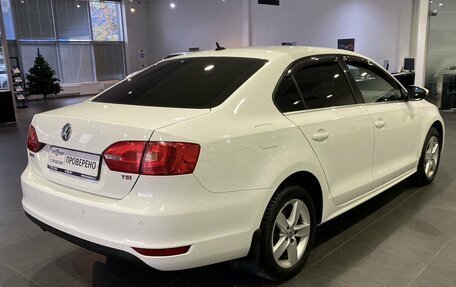 Volkswagen Jetta VI, 2012 год, 959 000 рублей, 5 фотография