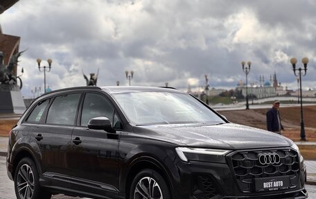 Audi Q7, 2024 год, 12 650 000 рублей, 2 фотография