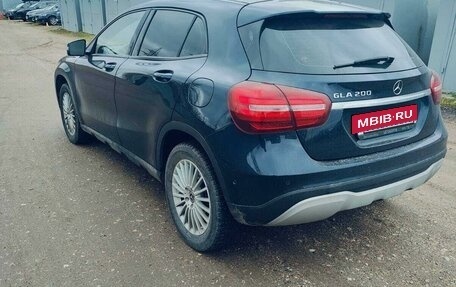 Mercedes-Benz GLA, 2017 год, 2 222 222 рублей, 2 фотография