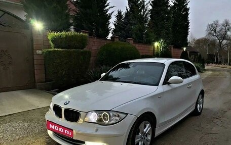 BMW 1 серия, 2007 год, 888 888 рублей, 1 фотография