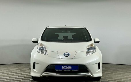 Nissan Leaf I, 2015 год, 875 000 рублей, 2 фотография