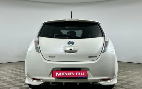 Nissan Leaf I, 2015 год, 875 000 рублей, 5 фотография