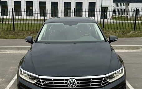 Volkswagen Passat B8 рестайлинг, 2019 год, 2 840 000 рублей, 2 фотография