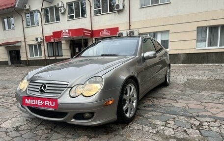 Mercedes-Benz C-Класс, 2004 год, 710 000 рублей, 3 фотография