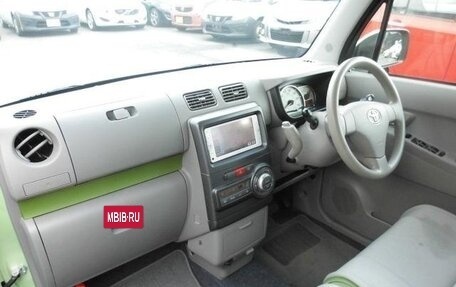 Toyota Pixis Space, 2013 год, 599 009 рублей, 13 фотография