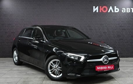 Mercedes-Benz A-Класс, 2018 год, 3 180 000 рублей, 4 фотография