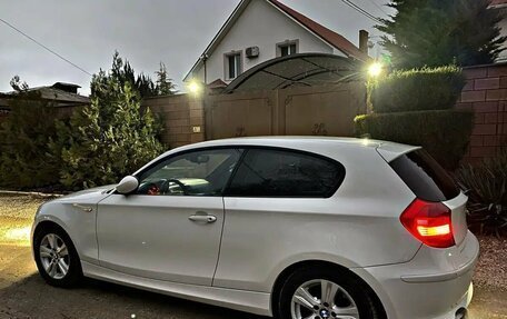 BMW 1 серия, 2007 год, 888 888 рублей, 3 фотография