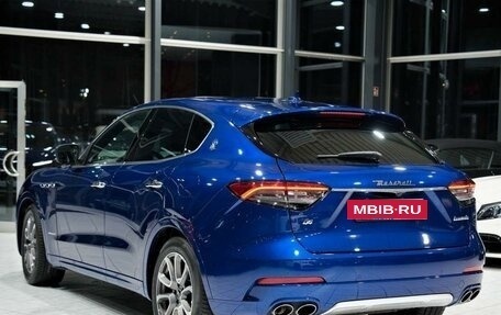 Maserati Levante I, 2021 год, 6 800 000 рублей, 11 фотография