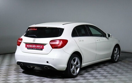 Mercedes-Benz A-Класс, 2015 год, 1 799 000 рублей, 5 фотография